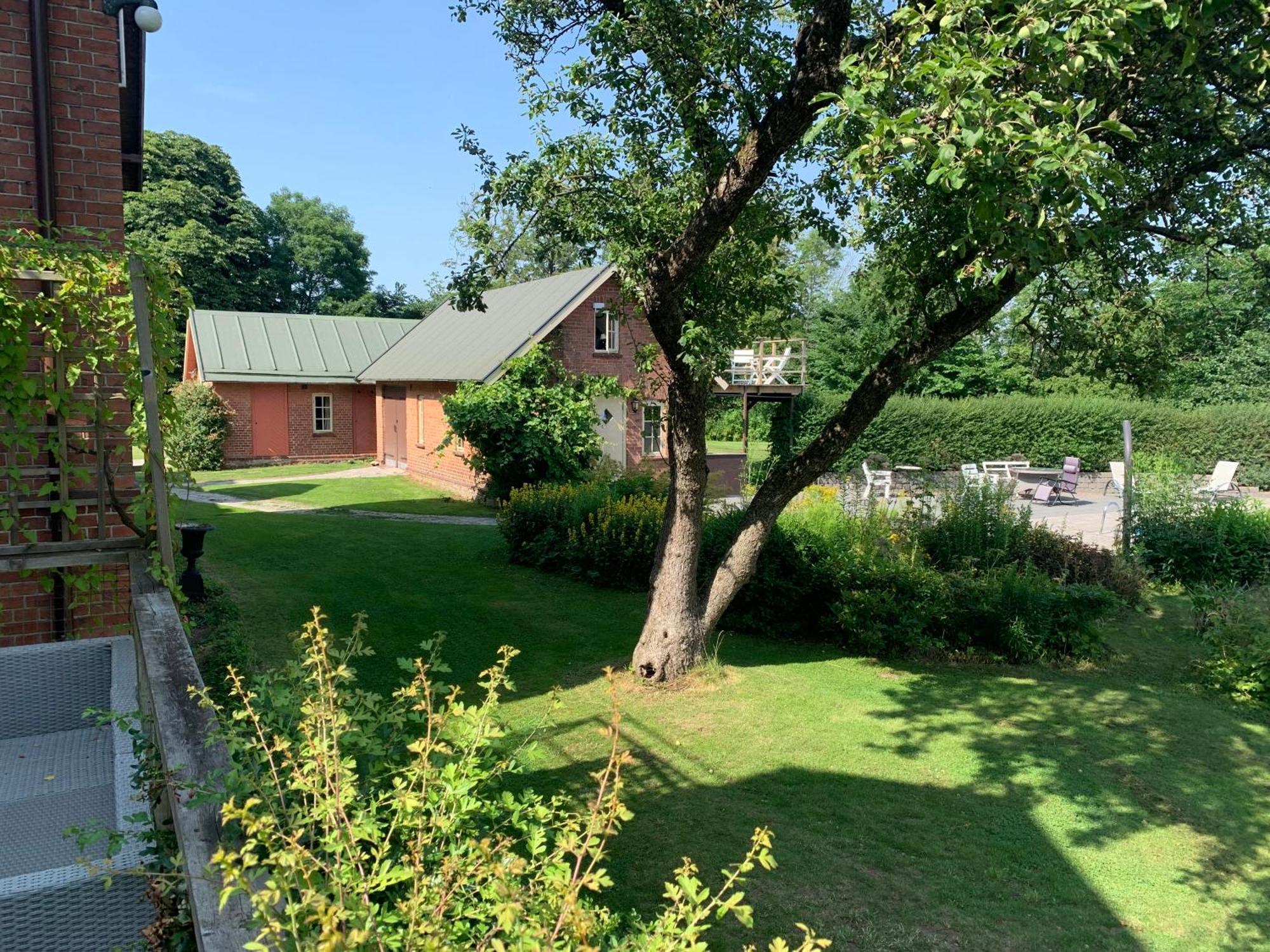 Vingardens Bed & Breakfast 헬싱보리 외부 사진
